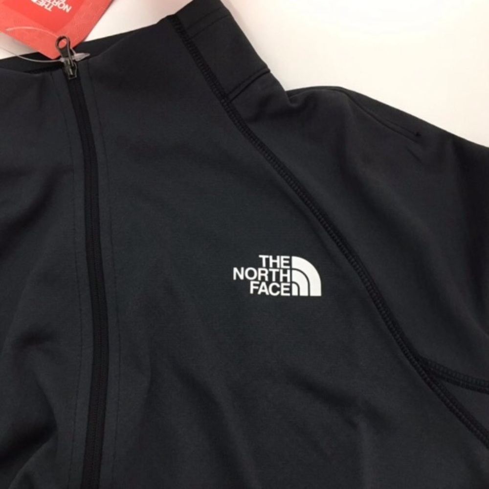 ✨BRAND NEW✨THE NORTH FACE HALF ZIP PULLOVER - Picture 3 of 4